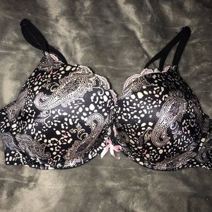 Victoria’s Secret “Very Sexy Push-Up” 34C